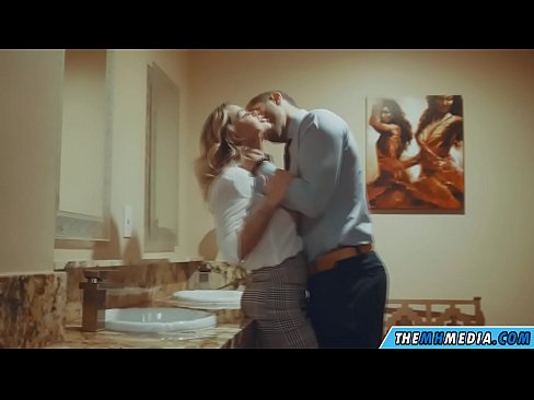❤️ Когато наедряла блондинка ви съблазни в обществена тоалетна ️ Просто порно в bg.com-full-porner.ru ☑